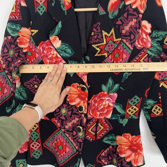 Vintage Emanuel Ungaro Solo Donna Paris Wool Floral Blazer Jacket Size 8 Italy - Picture 4 of 11